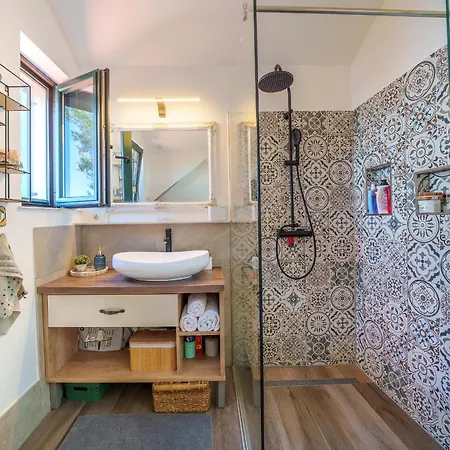 Holiday home New! Authentic Stone Hideaway With Private Jacuzzi And Panoramic Sea View Tice